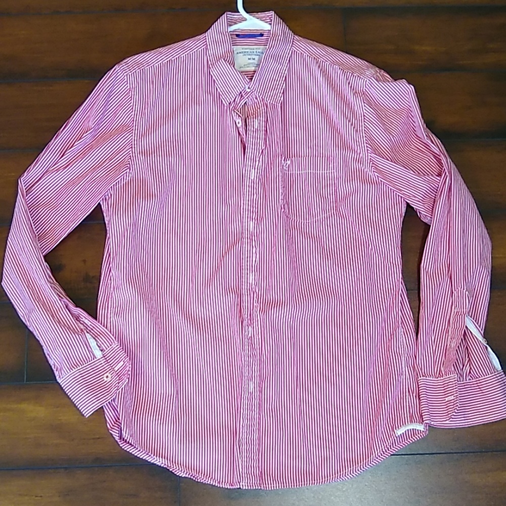 American Eagle shirt